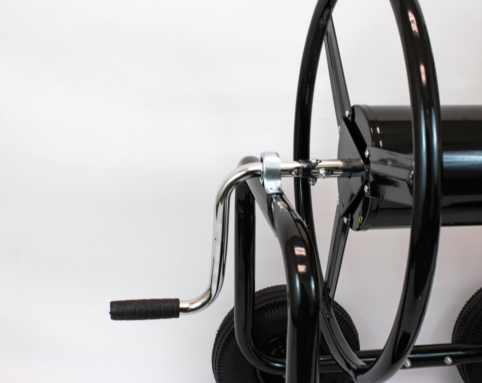 IRONTON HOSE REEL CART, HOLDS 5/8 IN. x 300 FT. HOSE — Sparetek